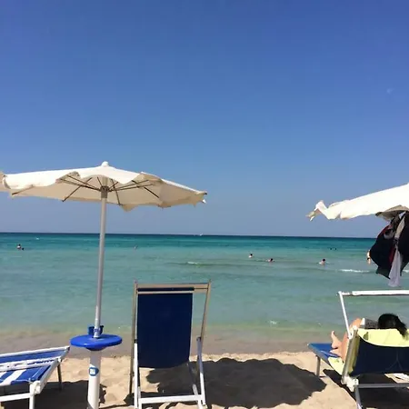 Πανσιόν White Le Castella (Calabria)