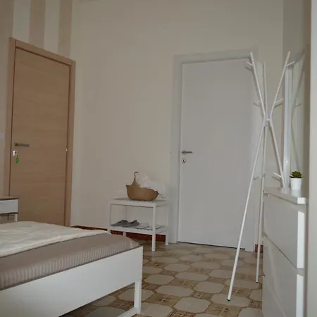 White 3* Le Castella (Calabria)