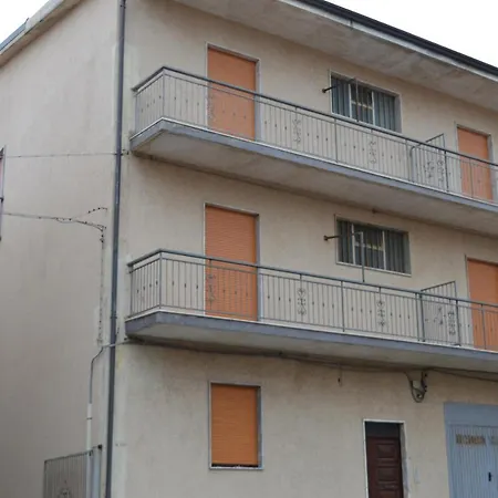 Vendégház White Le Castella