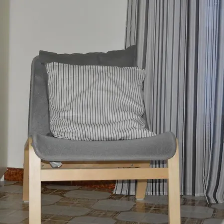 White Le Castella Guest house *